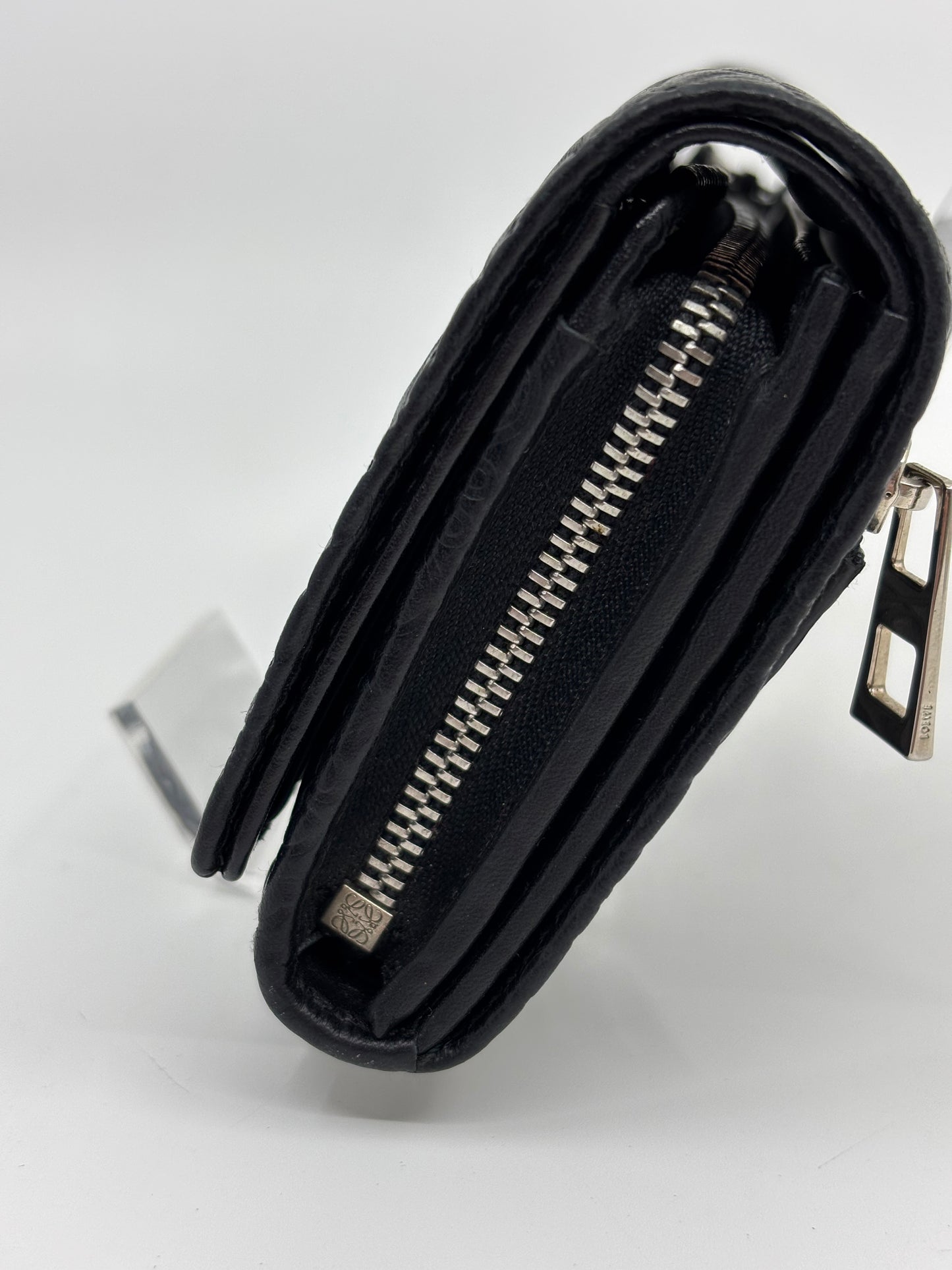 Cartera piel labrada Loewe