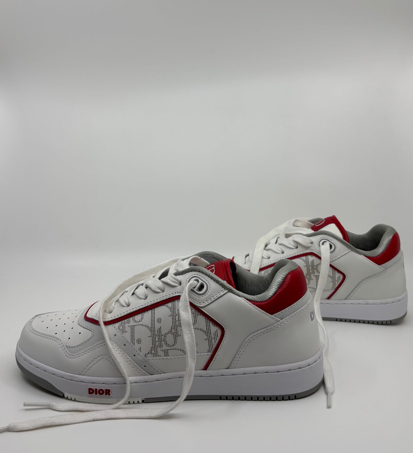 Sneaker Dior de caña baja B27 de piel de becerro lisa blanca y roja Oblique Galaxy